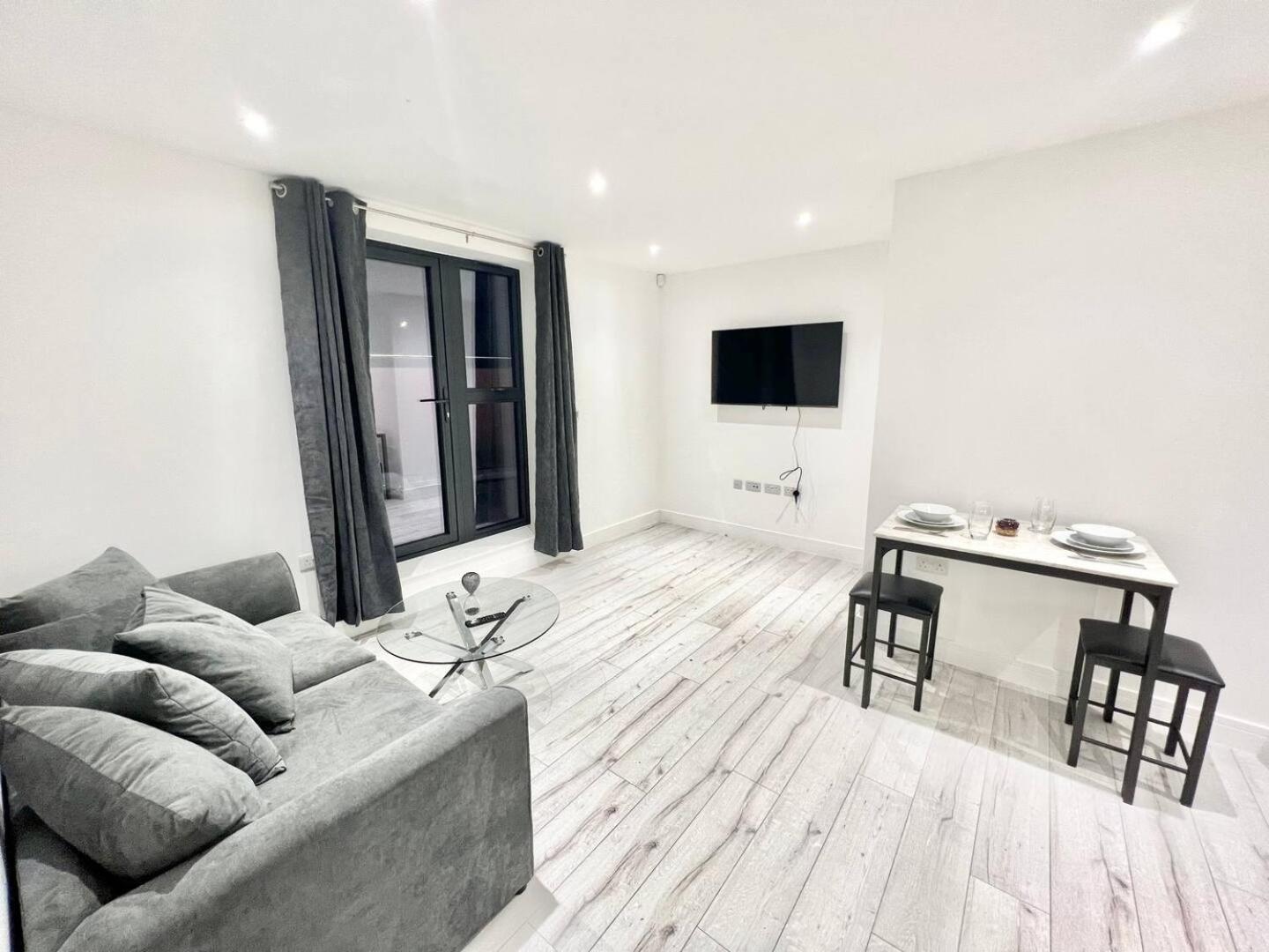 Queens Luxury Apartments Wembley Stadium - Λονδίνο Εξωτερικό φωτογραφία