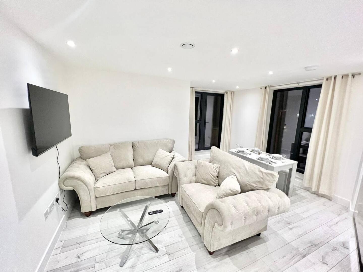 Queens Luxury Apartments Wembley Stadium - Λονδίνο Εξωτερικό φωτογραφία
